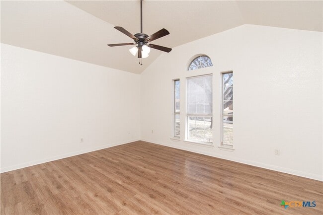 Building Photo - 5009 James Loop