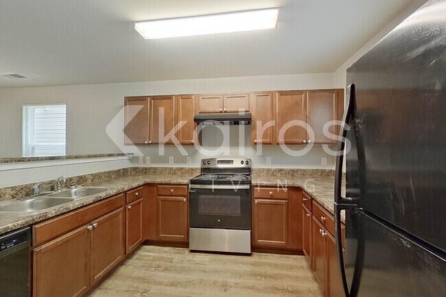 Building Photo - 110 Tybo Dr