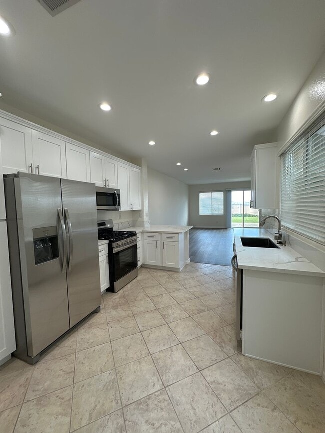 Building Photo - 10948 Ivy Hill Dr