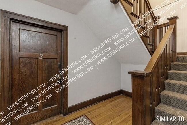 Building Photo - 4023 University Ave