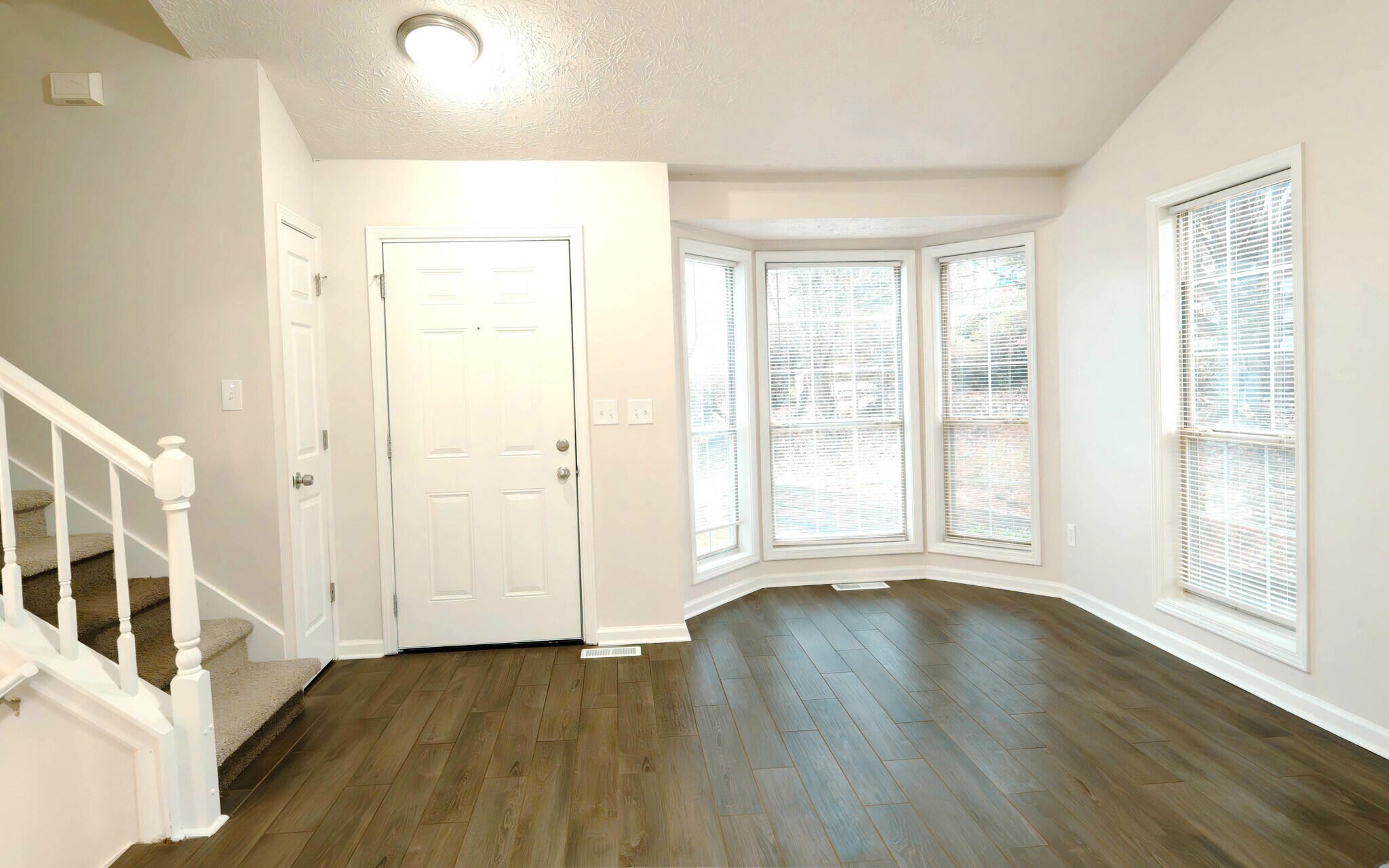 Building Photo - 1195 Kibbe Cir