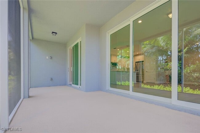 Building Photo - 2640 Seychelles Cir
