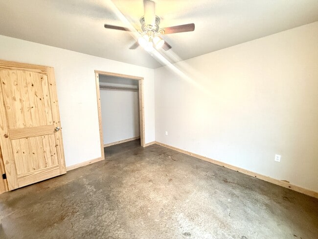 Building Photo - 11953 Sandpiper Rd