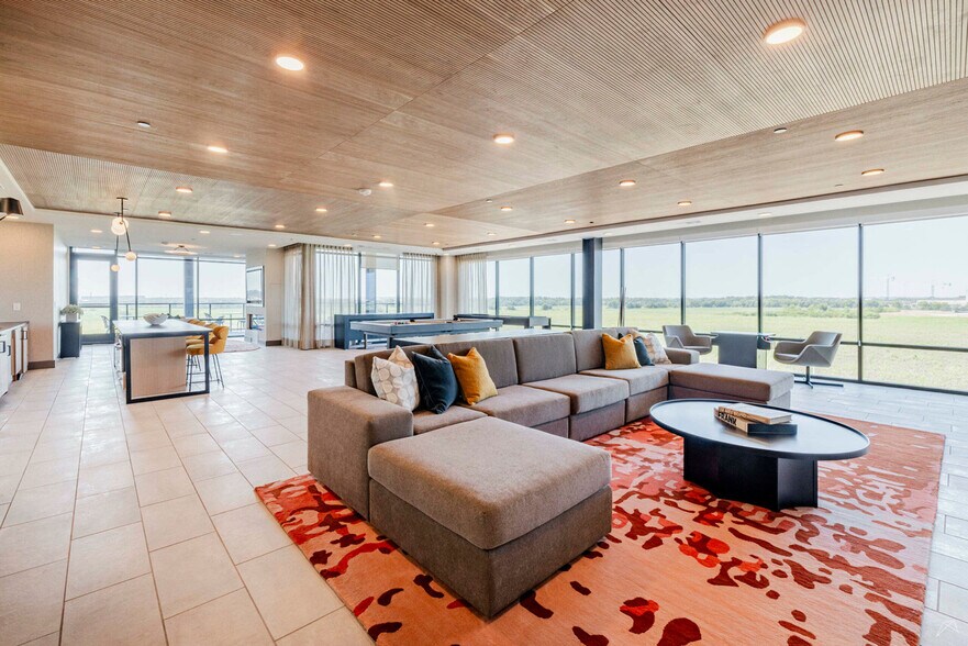 Building Photo - 11600 Spirit Dr