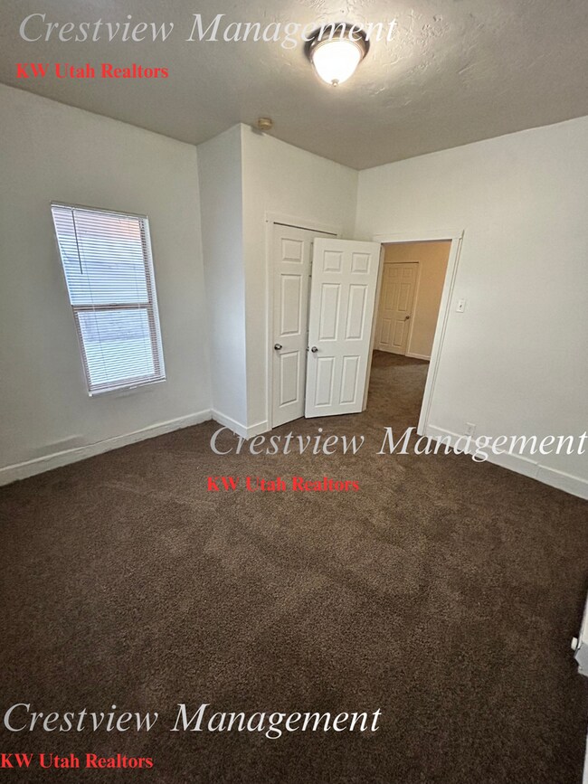 Building Photo - Cozy 2-Bedroom Home in Convenient Salt Lake City Location