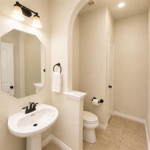 Building Photo - 8416 Whistling Duck Dr