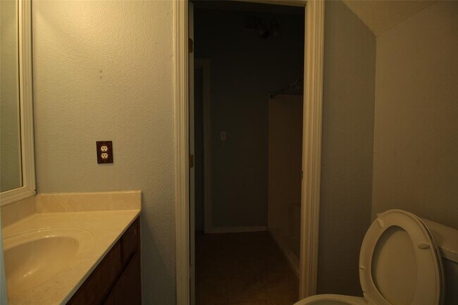 Building Photo - 12302 Uttimer Ln