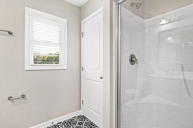Building Photo - Modern 3BR/2.5BA Home with Open Layout – W...