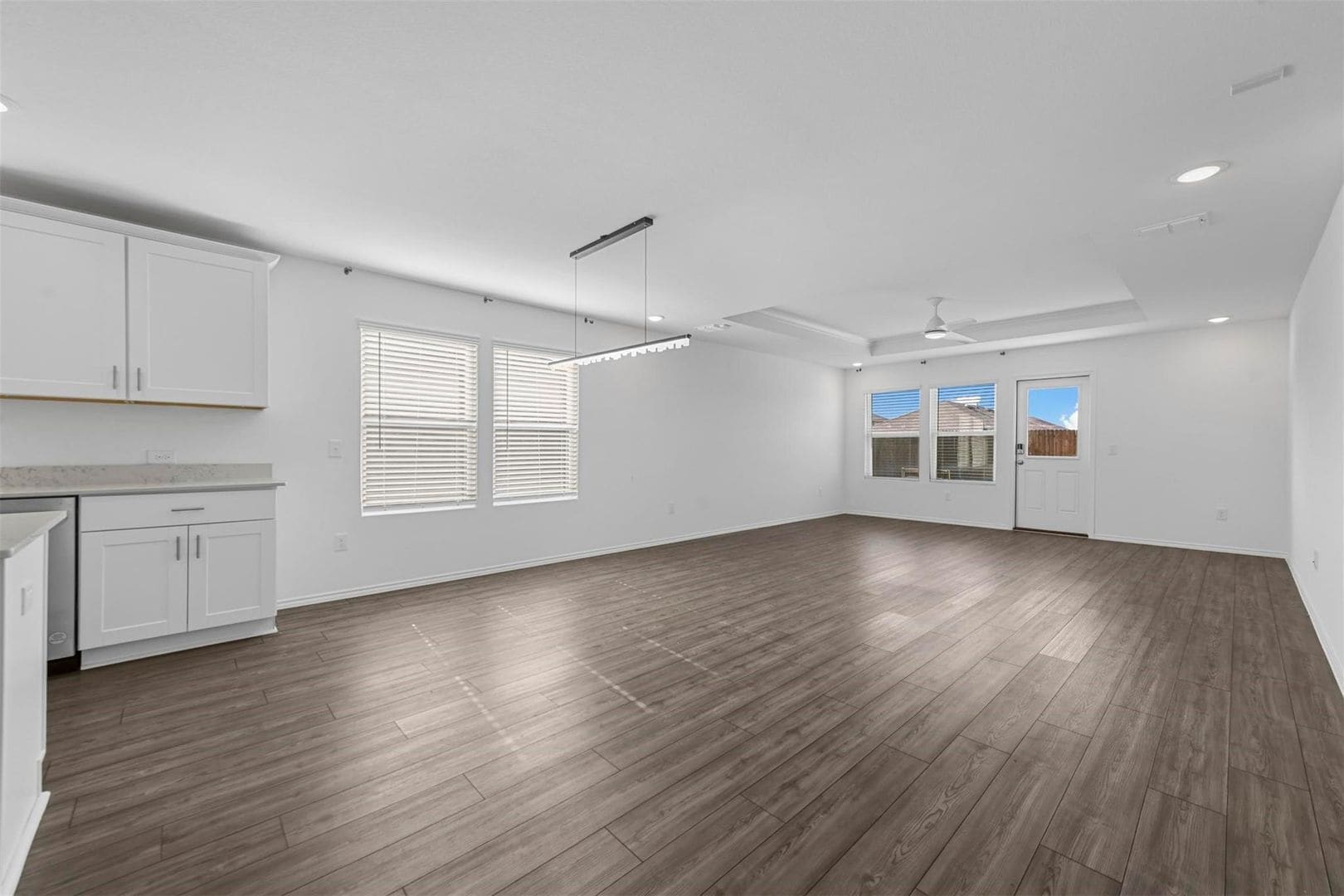 Building Photo - 2008 Vlg Crk Ln