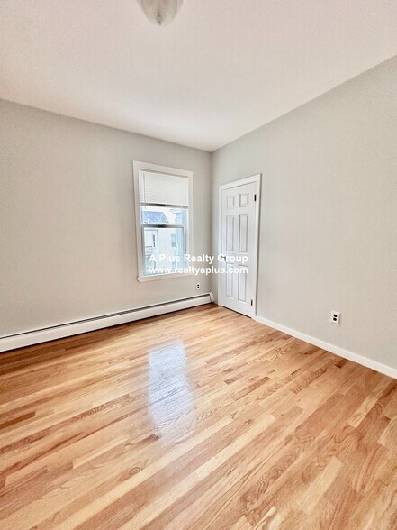 Building Photo - 5 Buckley Ave