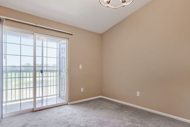 Building Photo - 3155 Blue Sky Cir