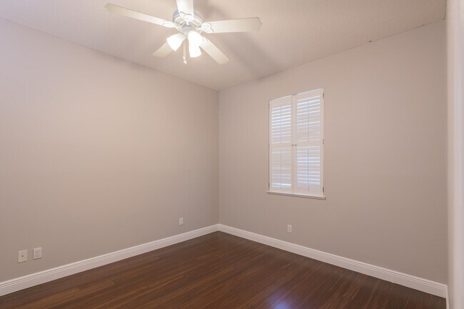 Building Photo - 3315 SE W Snow Rd