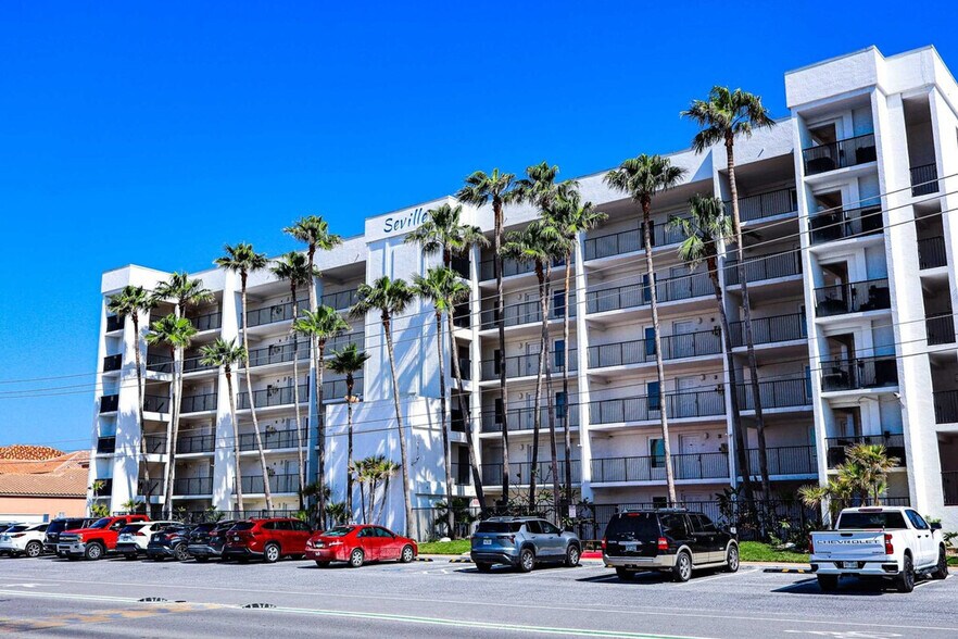 Building Photo - 4004 Gulf Blvd