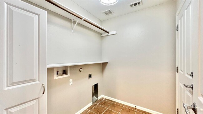 Building Photo - 784 Kingfisher Ln