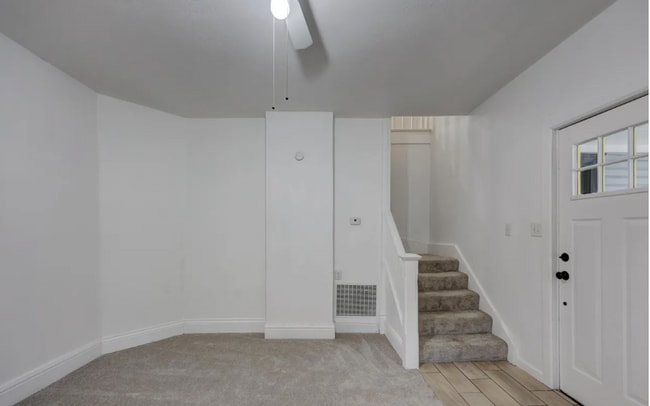 Building Photo - 614 N Wall Ave