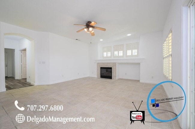 Building Photo - Large 3 bedroom home recently upgraded