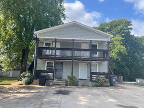 Building Photo - 103 W 17th St