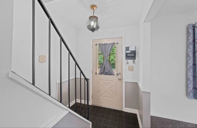 Building Photo - 1002 Stanwood Dr