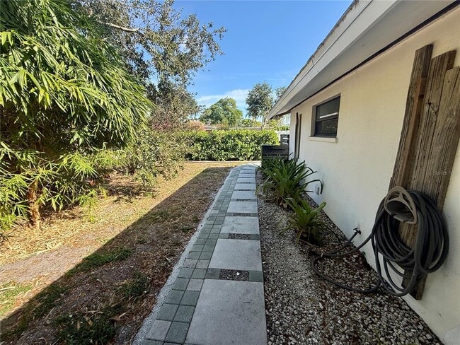 Building Photo - 5734 Olive Ave