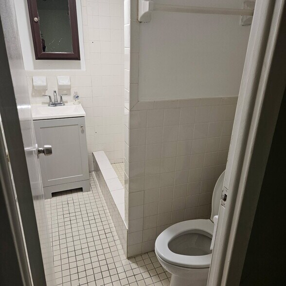 Building Photo - 2649 91st St