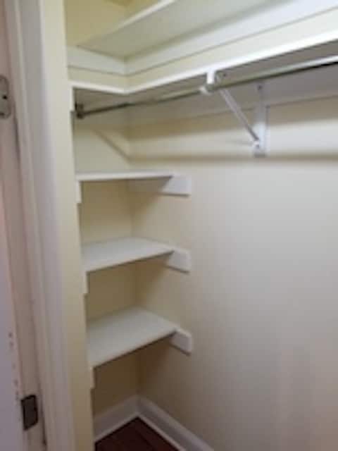 bedroom walk-in closet - 954 Meade Ave