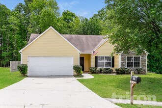 Building Photo - 737 Baskins Cir