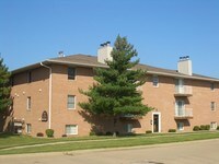 Building Photo - 1206 Eastport