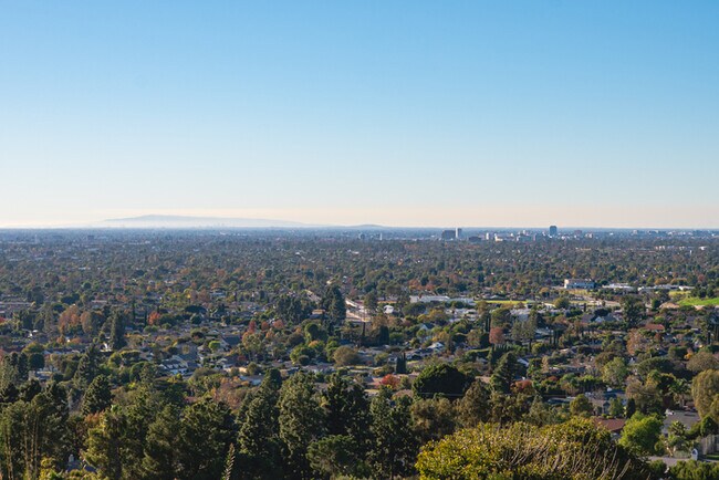 Building Photo - 11141 Limetree Dr