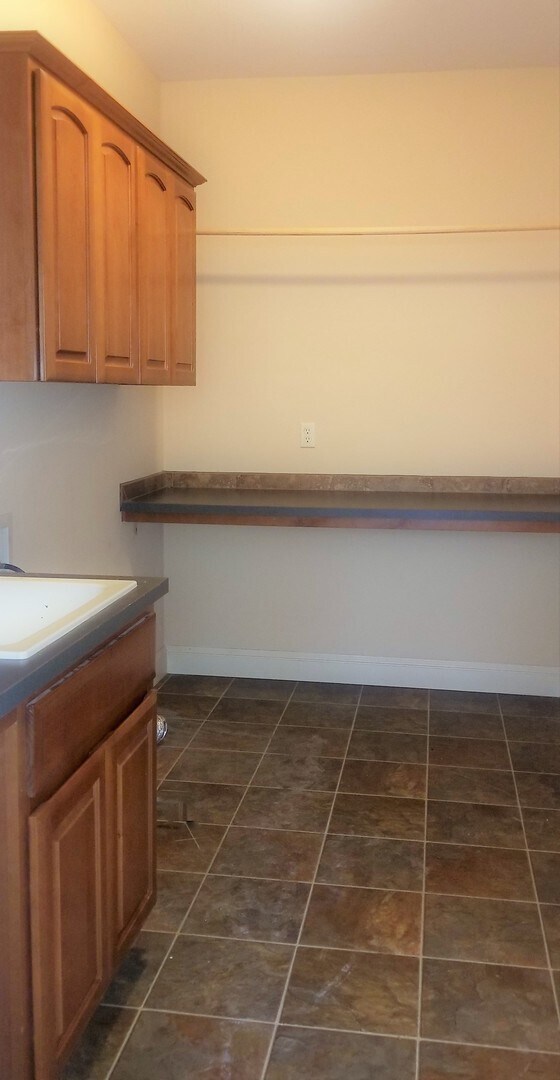 Building Photo - Camas Schools! Stunning Custom Home!  3 Be...