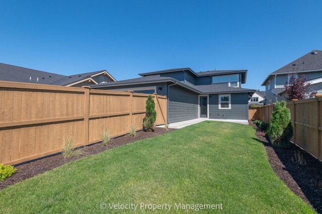 Building Photo - Brand New Beautiful Home!