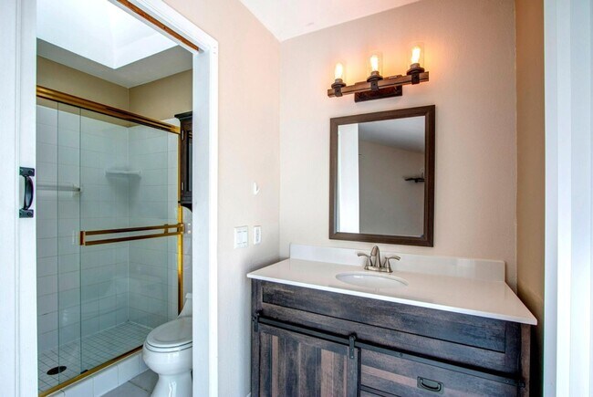 Building Photo - Beautiful 4B/2BA Home in Rancho Bernardo for Lease!