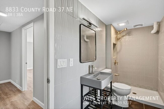 Building Photo - 8833 County Rd 37 NE