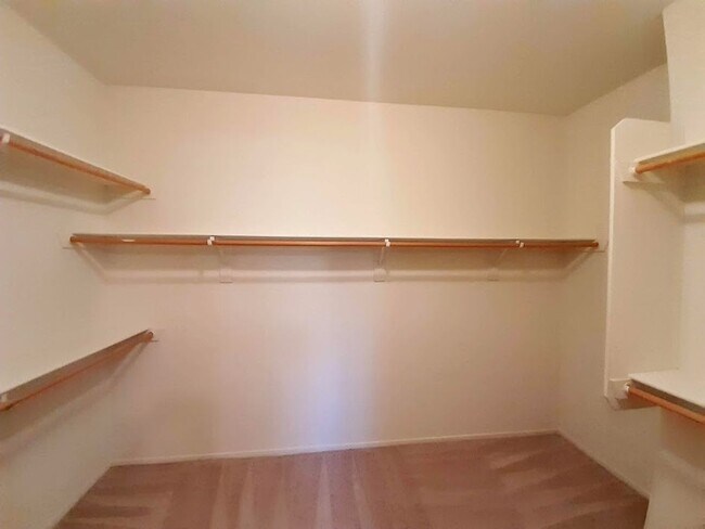 Building Photo - 2 BED/ 2 BATH CONDO LOCATED IN THE SOUTHWEST!