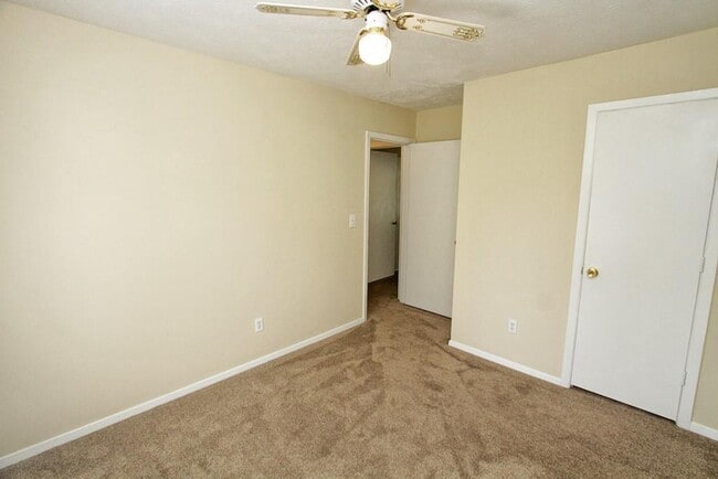 Building Photo - 210 Arborfield Way