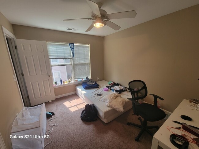 Building Photo - Only 1/4 mile to Duke University. 1/2 off the 1st month's rent.