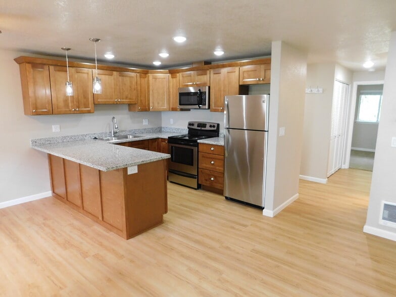 Building Photo - Forest Ridge Apartments