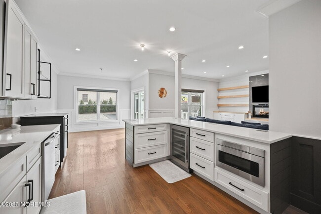 Building Photo - 28 Rector Pl