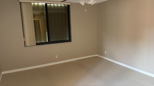 Building Photo - 3841 Victoria Dr