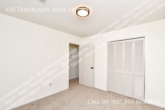 Building Photo - 400 Trailblazer Dr