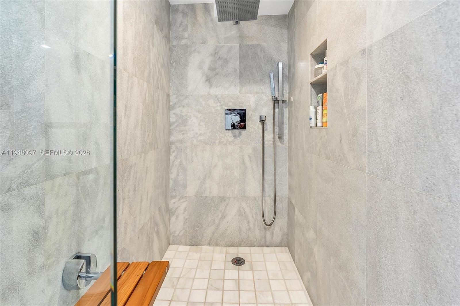 Building Photo - 1865 Brickell Ave