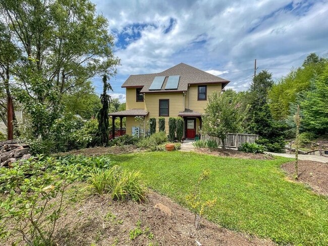 Building Photo - 56 Starnes Ave