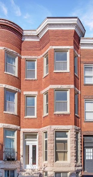 Building Photo - 912 Newington Ave