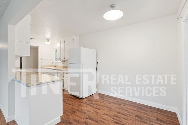 Building Photo - 3960 Annabelle Ave