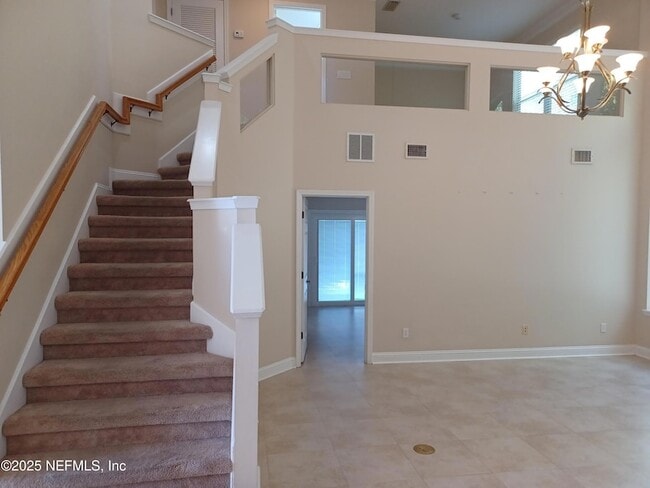 Building Photo - 4463 Ecton Ln E