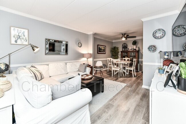 Building Photo - 1774 Dogwood Dr