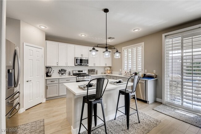 Building Photo - 261 Lenape Heights Ave