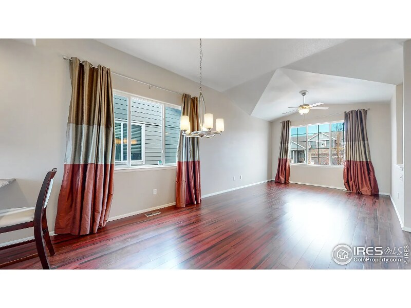 Building Photo - 2527 Sunbury Ln