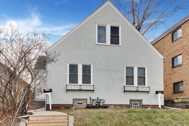 Building Photo - 1164 Randolph Ave