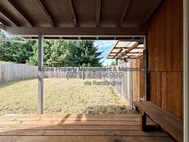 Building Photo - 6457 SW 192nd Ave