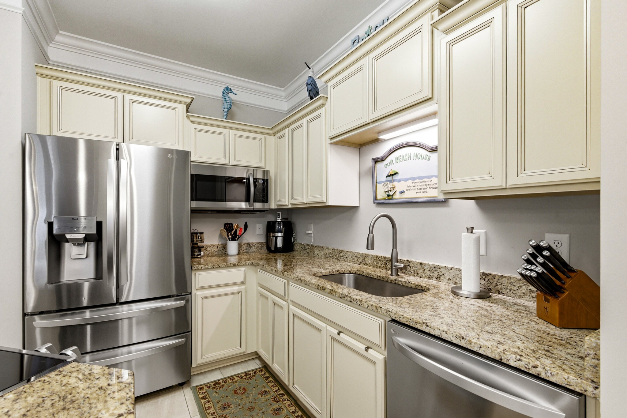 Building Photo - 150 Ella Kinley Cir
